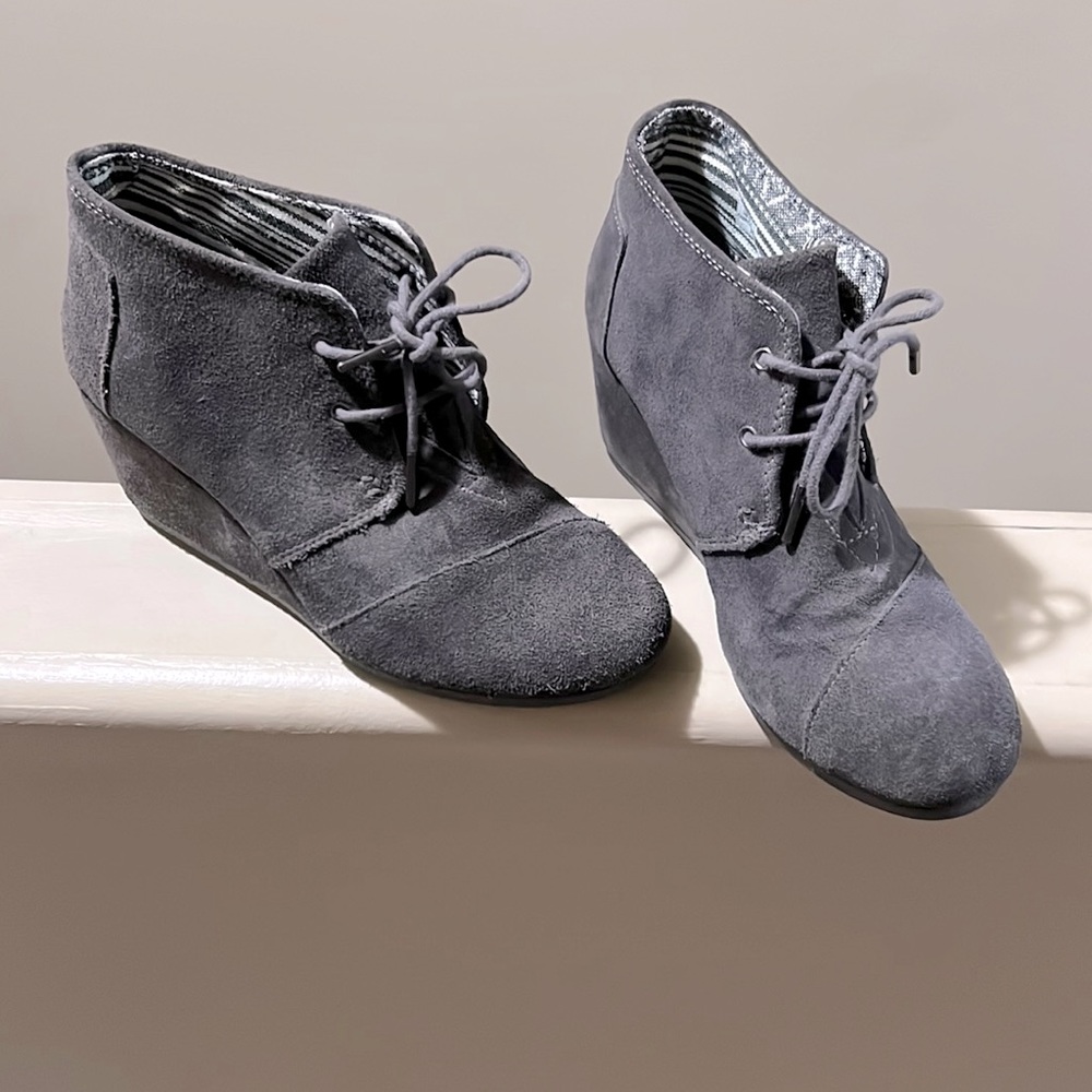 TOMS BOOTIES
